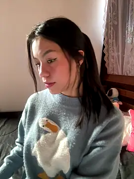 Snapshot of -Selene- chatting on 09-26-25, 09:10 -Selene- online show from 09-26-25, 09:10