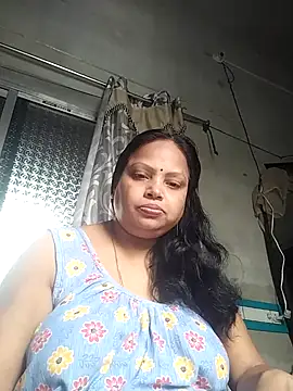 Snapshot of Arohi35 chatting on 03-20-25, 02:08 Arohi35 online show from 03-20-25, 02:08