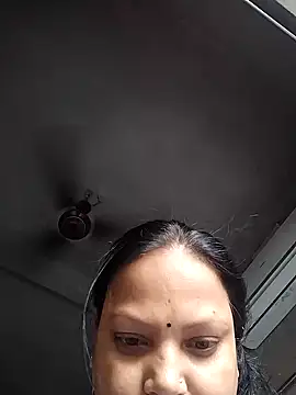 Snapshot of Arohi35 chatting on 03-12-25, 10:48 Arohi35 online show from 03-12-25, 10:48