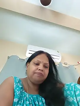 Snapshot of Arohi35 chatting on 06-21-26, 01:44 Arohi35 online show from 06-21-26, 01:44