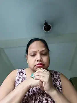 Snapshot of Arohi35 chatting on 09-23-25, 12:01 Arohi35 online show from 09-23-25, 12:01