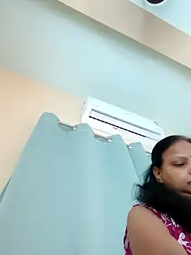 Snapshot of Arohi35 chatting on 05-09-26, 01:09 Arohi35 online show from 05-09-26, 01:09