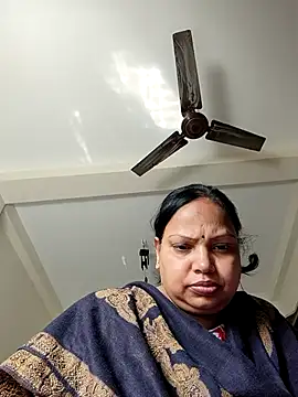 Snapshot of Arohi35 chatting on 02-27-26, 04:34 Arohi35 online show from 02-27-26, 04:34