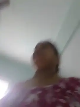 Snapshot of Arohi35 chatting on 05-27-26, 01:37 Arohi35 online show from 05-27-26, 01:37