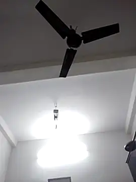 Snapshot of Arohi35 chatting on 02-03-26, 01:38 Arohi35 online show from 02-03-26, 01:38