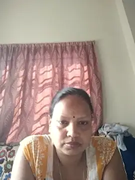 Snapshot of Arohi35 chatting on 02-15-26, 05:30 Arohi35 online show from 02-15-26, 05:30