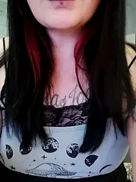 TiffiChantiT2 online show from 06-15-26, 07:46