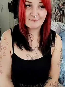 TiffiChantiT2 online show from 10-09-25, 12:28