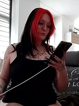 TiffiChantiT2 online show from 01-12-26, 12:34