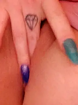 TiffiChantiT2 online show from 03-11-25, 06:19