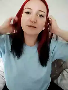 TiffiChantiT2 online show from 10-07-25, 10:16