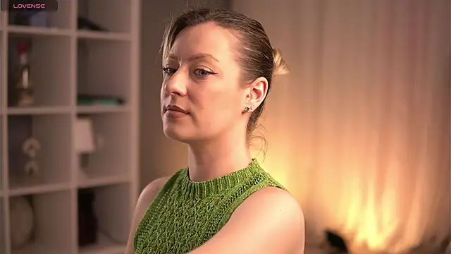 Snapshot of AnnastasiaMills chatting on 02-13-26, 08:09 AnnastasiaMills online show from 02-13-26, 08:09