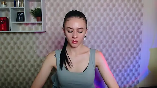 LanaTey online show from 11-20-25, 04:35