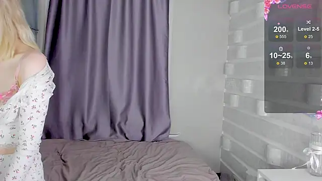 alicewonderyou online show from 10-27-25, 02:07