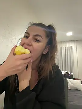 AngelinaMeov online show from 03-20-25, 05:36