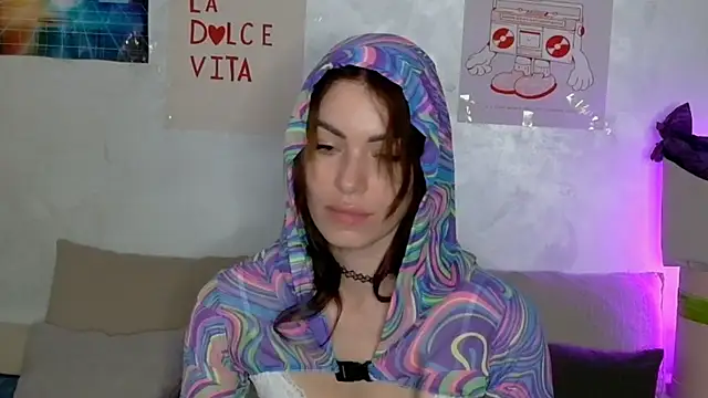 Snapshot of SweetDarling7 chatting on 05-18-26, 03:39 SweetDarling7 online show from 05-18-26, 03:39