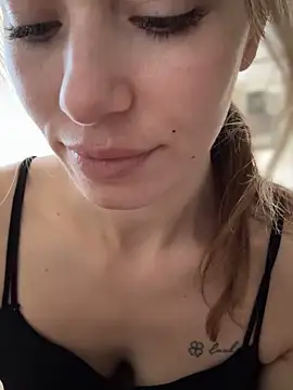 SweetDarling7 online show from 02-01-26, 10:57