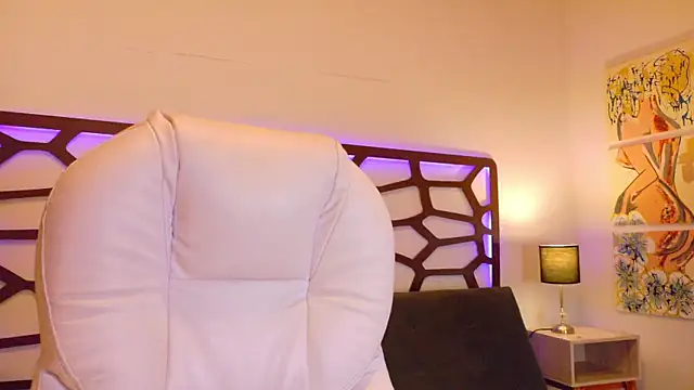 alice rous21 online show from 11-04-25, 01:15