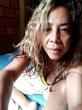 Lady Lolla11 online show from 11-26-25, 04:07