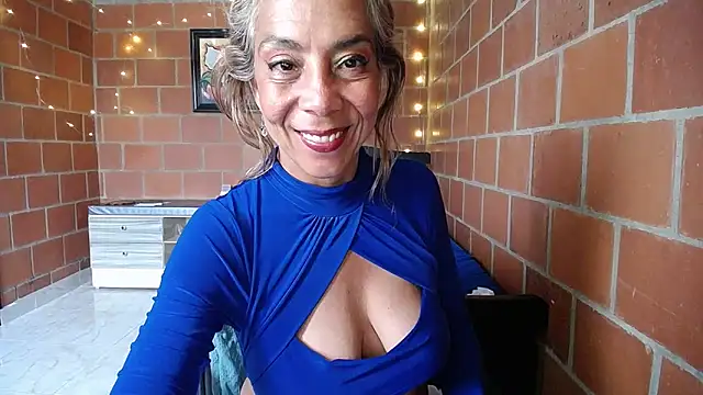 Snapshot of Lady_Lolla11 chatting on 05-23-26, 10:09 Lady Lolla11 online show from 05-23-26, 10:09