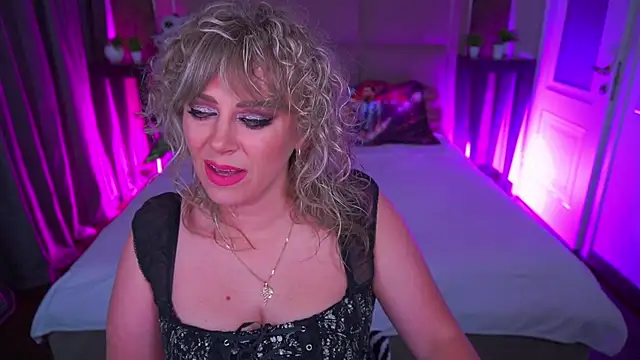 CandyLadyyy online show from 07-18-26, 08:50