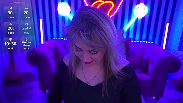 CandyLadyyy online show from 04-19-26, 08:55