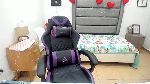 Tania Duque online show from 03-14-26, 02:01