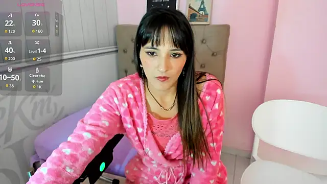 Tania Duque online show from 09-20-25, 03:06