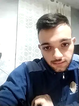 Francescodicristina44 online show from 02-08-26, 10:18