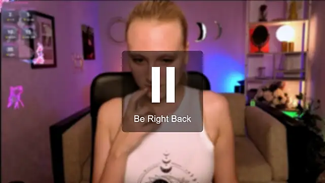 Snapshot of madam_uliis chatting on 06-27-26, 03:51 madam uliis online show from 06-27-26, 03:51
