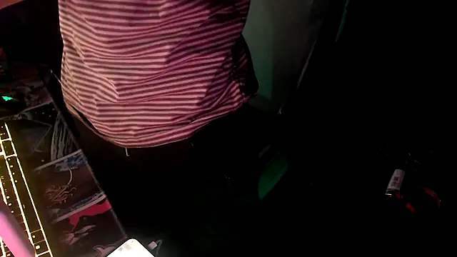 twink69Finger online show from 10-10-25, 01:56