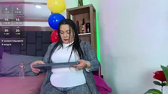 Snapshot of EllenaBoobs_ chatting on 06-27-26, 04:07 EllenaBoobs online show from 06-27-26, 04:07