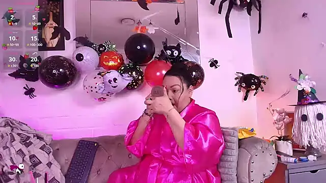 EllenaBoobs  online show from 10-24-25, 06:01