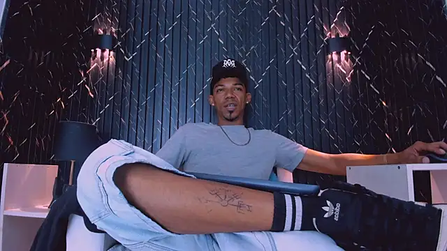 Gregory Sforza online show from 04-13-26, 03:54