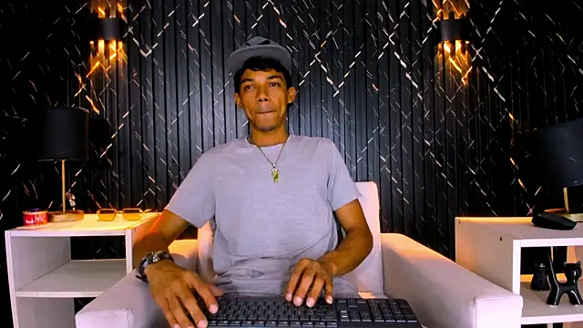 Gregory Sforza online show from 12-20-25, 05:16