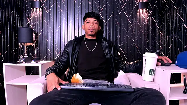 Gregory Sforza online show from 10-21-25, 12:04