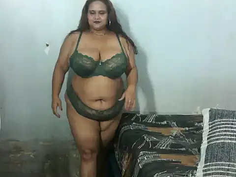 clover cams1874 online show from 11-16-25, 04:23