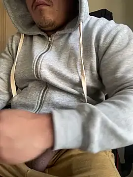 Gusta bi online show from 12-15-25, 02:23