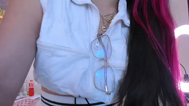 Sofiia Rossee  online show from 12-21-25, 09:37