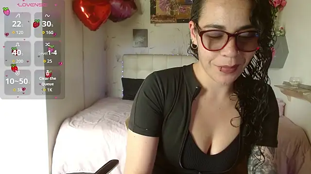 mia velvet1 online show from 03-31-26, 04:09