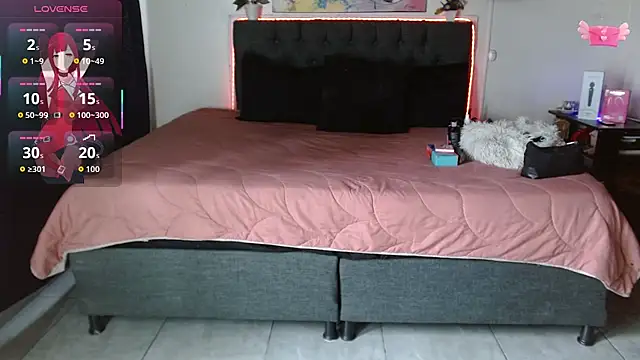 mia velvet1 online show from 11-17-25, 01:37