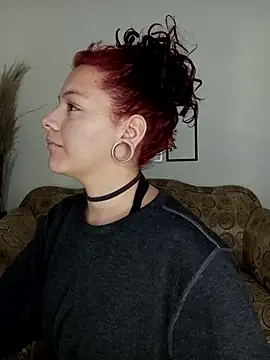 Snapshot of jenn_cg chatting on 03-18-25, 08:48 jenn cg online show from 03-18-25, 08:48