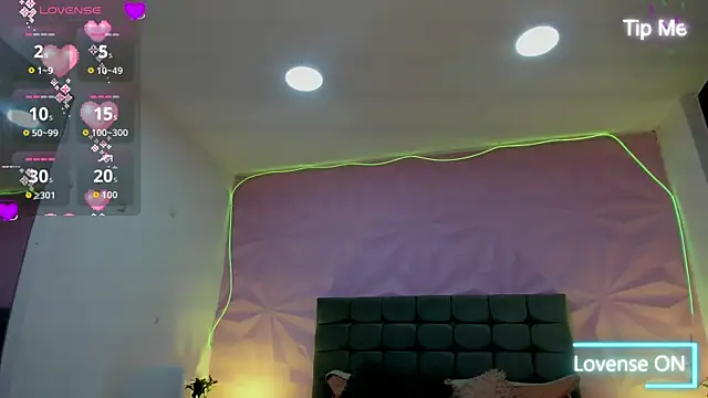 Snapshot of jenn_cg chatting on 07-14-26, 07:31 jenn cg online show from 07-14-26, 07:31