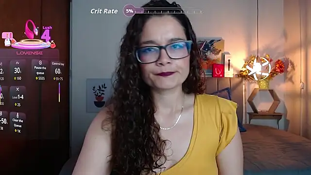 Snapshot of Rose_Thompson1 chatting on 09-15-25, 01:55 Rose Thompson1 online show from 09-15-25, 01:55