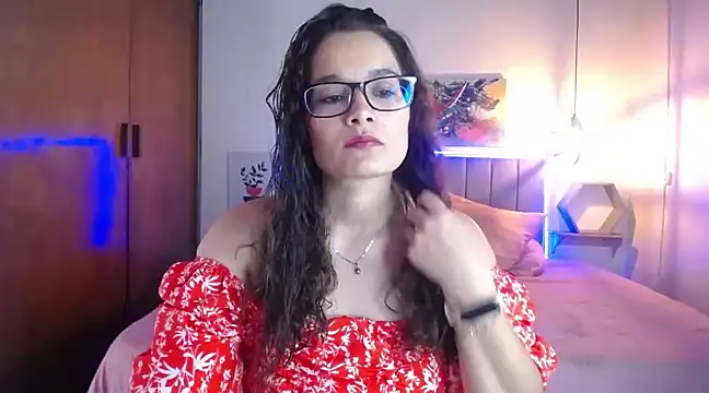 Snapshot of Rose_Thompson1 chatting on 03-12-25, 01:51 Rose Thompson1 online show from 03-12-25, 01:51