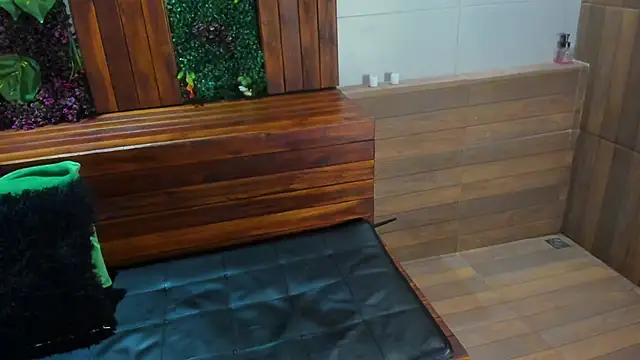 labrinthteasing online show from 03-18-25, 08:16