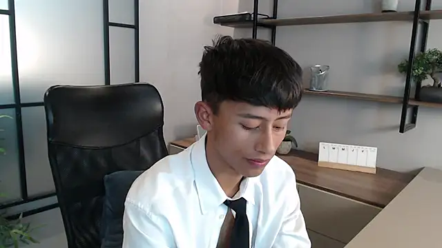 labrinthteasing online show from 03-17-25, 11:24