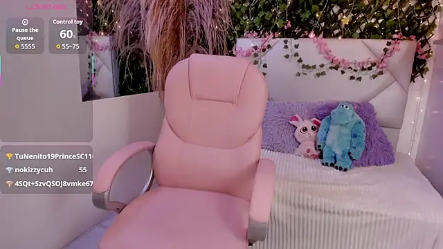 Abby Piink online show from 12-13-25, 08:04