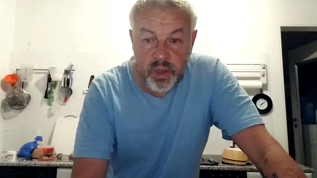 Berg Boy online show from 10-05-25, 05:09