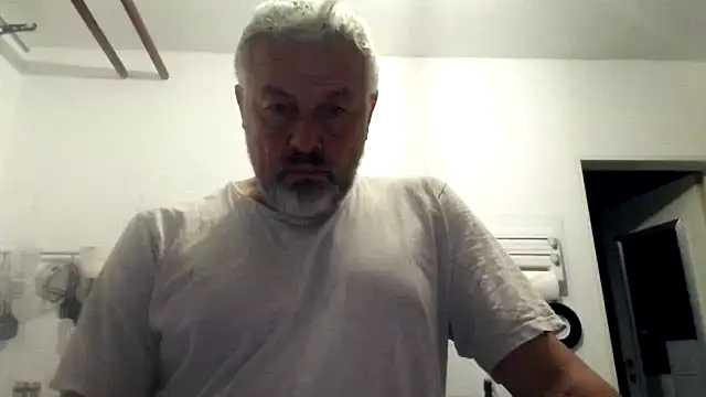 Berg Boy online show from 10-22-25, 10:41